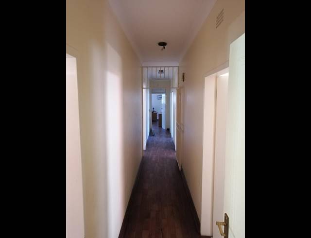 5 BEDROOM HOUSE TO LET IN PROTEA PARK
